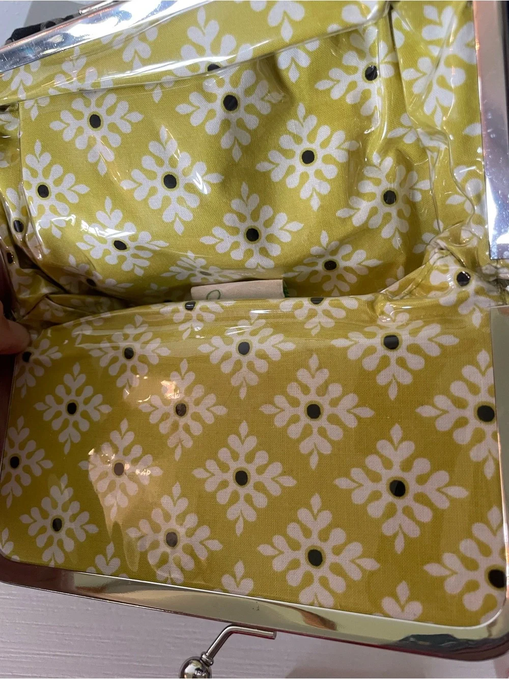 Vera Bradley Double Kisslock Closure Wallet Baroque Retired Black Yellow Green